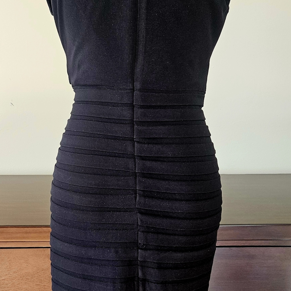 LBD Dressbarn Collection - Picture 3 of 4
